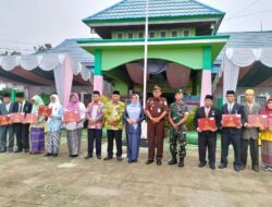 PNS Kemenag Terima Penghargaan