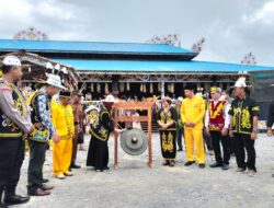 Bentuk Perhatian Kelestarian Budaya, Bupati Berau Hadiri Pagelaran Seni Budaya Peqenoq Tawai Dayak Kenyah Lepoq