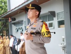 Kapolres Berau Pimpin Upacara Bendera di SMA Negeri 1 Berau