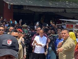 Warga Antusias Sambut Kedatangan Jokowi di bumi Batiwakkal