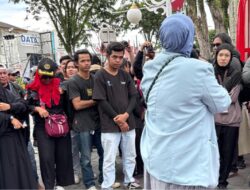 TAK JELAS DAN MEMBINGUNGKAN