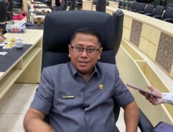 DEWAN ENGGAK IKUT-IKUTAN