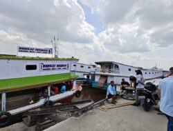 Gara-gara BBM Bersubsisi Kosong Aktivitas Dermaga Sungai Kujang Jadi Lumpuh