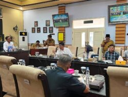 Warga Sajau Mengadu ke DPRD,  Tuntut Ganti Rugi Pembongkaran Pondok