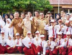Ringankan Beban Orang Tua, Disdik Siapkan Rp16 M untuk Seragam Gratis 11.717 Siswa Baru