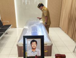 Gubernur Sampaikan Belasungkawa kepada Keluarga Almarhum Efendi