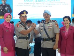 ​Kombes Pol Safi’i Nafsikin Resmi Jabat Kapolresta Kendari, Kapolda Sultra Pimpin Sertijab